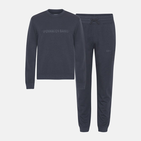Grå bambus joggingsæt med logo fra Copenhagen Bamboo