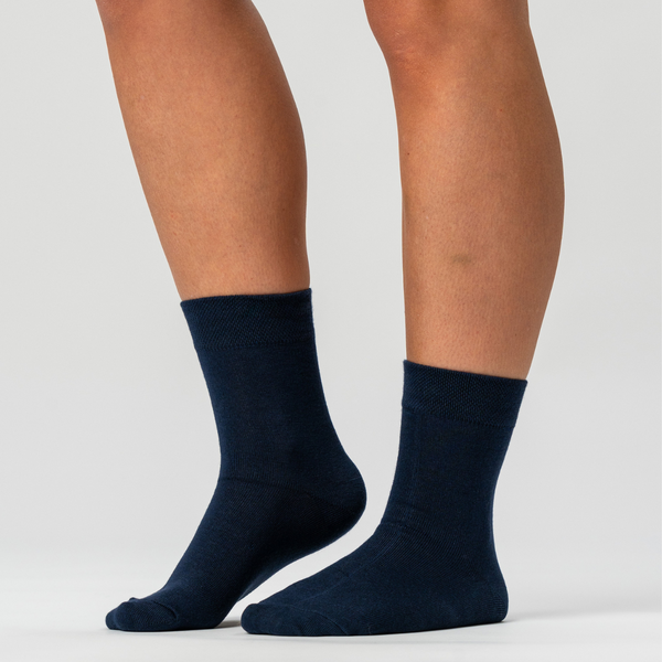 5 pairs of navy bamboo socks (Low cut)