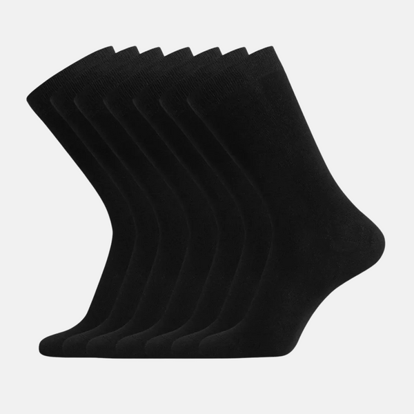 7 pairs of bamboo socks in black