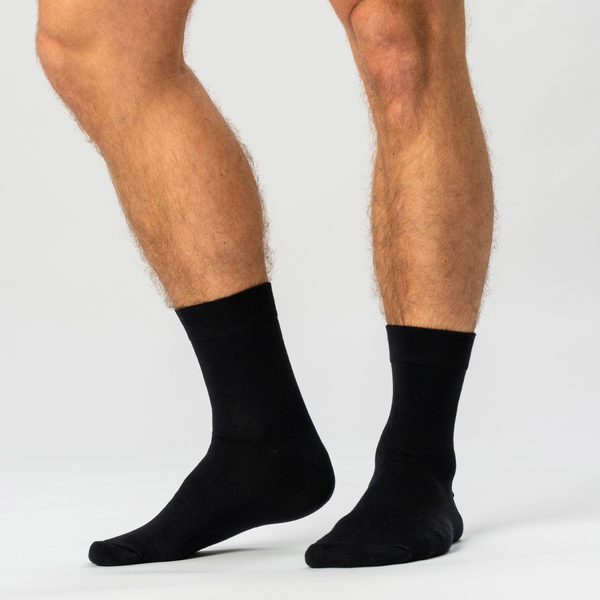 7 pairs of black bamboo socks (Low cut)