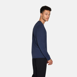 Langærmet bambus T-shirt i navy fra Urban Quest