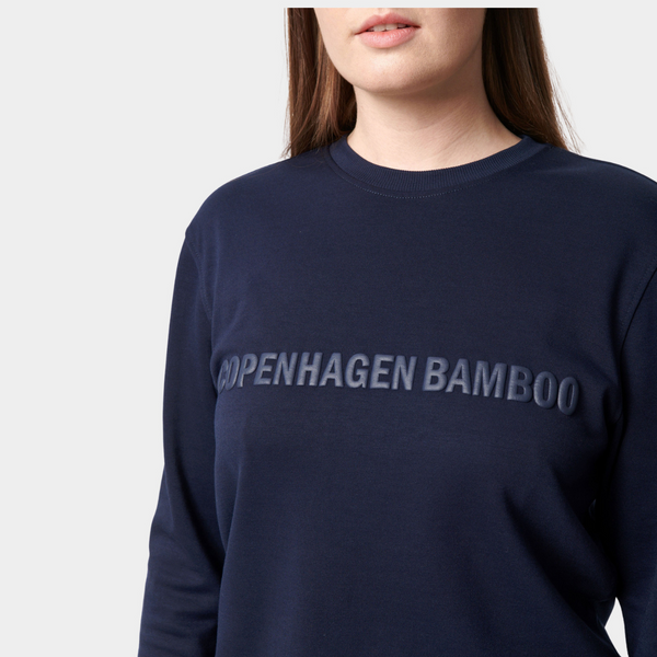 Navy bamboo jogging set with logo