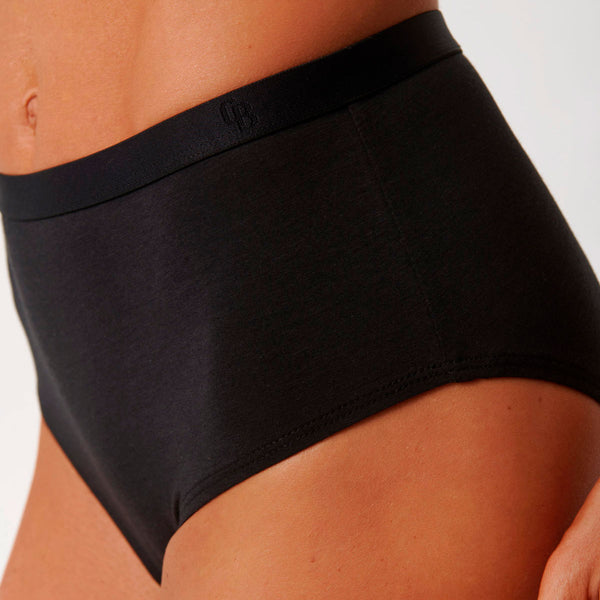 Bamboo Package - T-shirt &amp; Maxi Panties &amp; Socks - Black