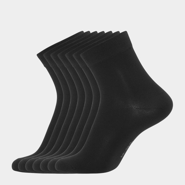 7 pairs of black bamboo socks (Low cut)