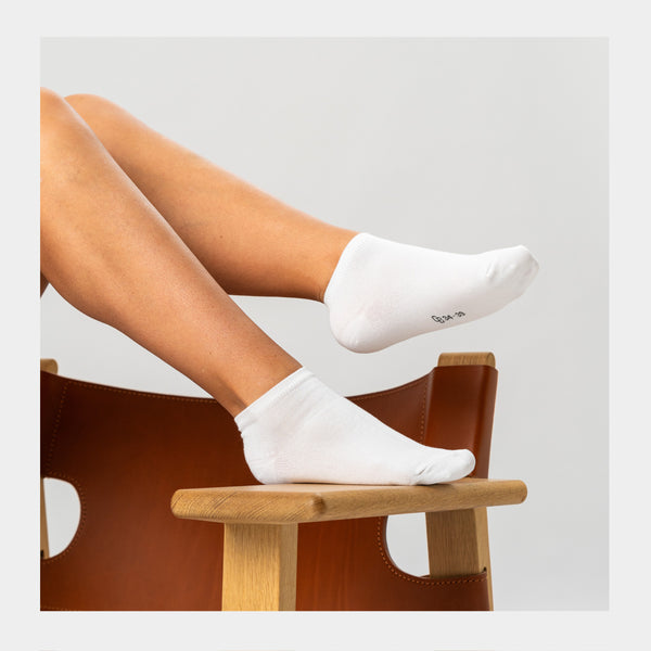 5 Pairs Bamboo Ankle Socks - White