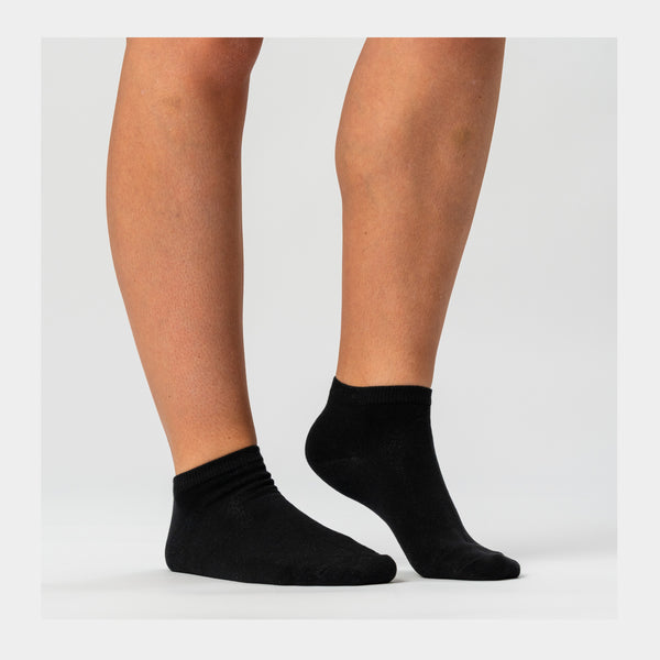 5 pairs of black bamboo ankle socks