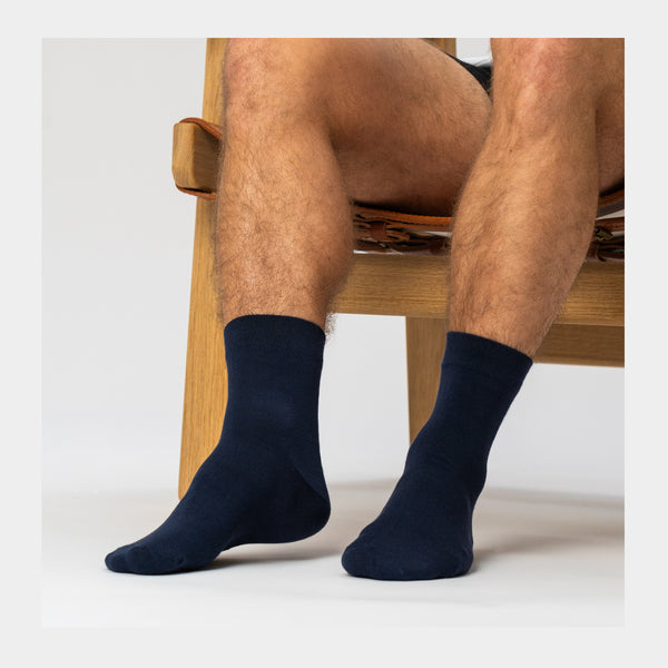 5 pairs of navy bamboo socks (Low cut)