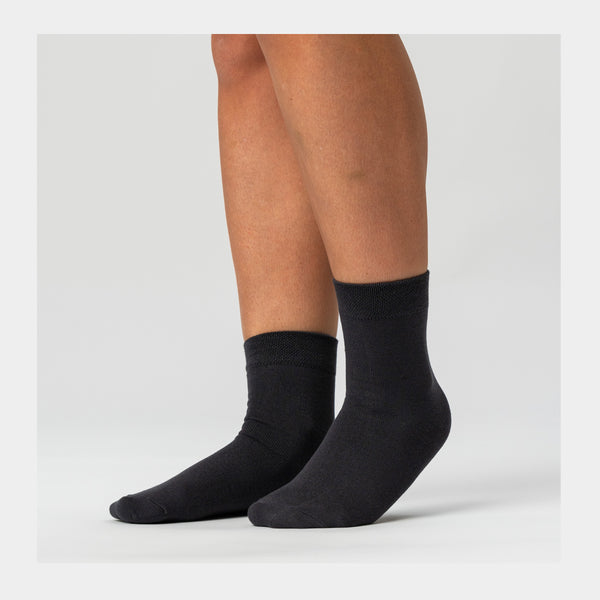 5 pairs of dark gray bamboo socks (Low cut)