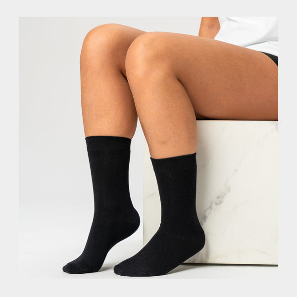 5 pairs of black bamboo socks