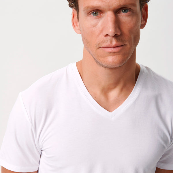 Hvide slim fit v-hals bambus T-shirts - 2 pak    Copenhagen Bamboo