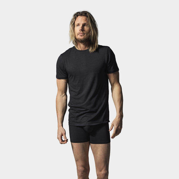 2 sorte bambus crew neck slim fit T-shirts    Resteröds