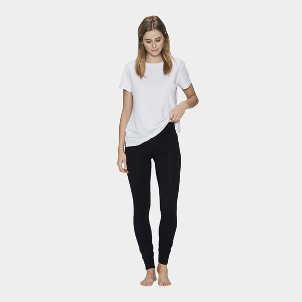 Hvid bambus T-shirt med rund hals    JBS of Denmark