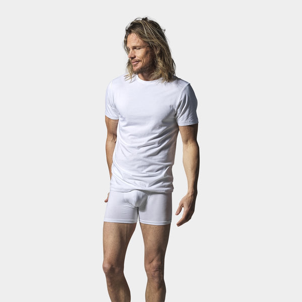 2 hvide bambus crew neck slim fit T-shirts    Resteröds