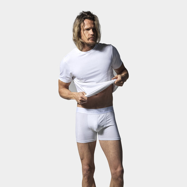2 hvide bambus crew neck slim fit T-shirts    Resteröds